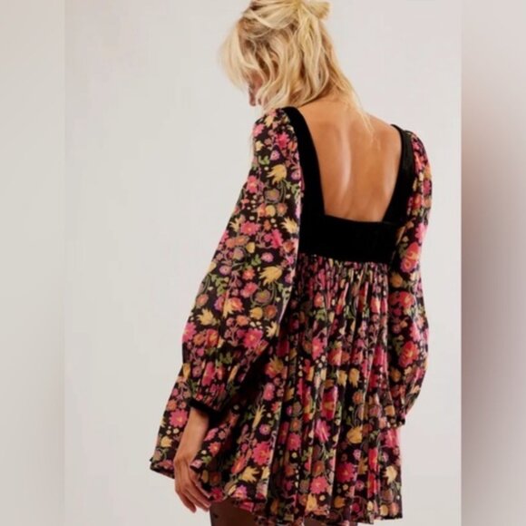 Free People Marsha Black Combo Floral Velvet Boho Mini Dress Size L NWT - Picture 4 of 13